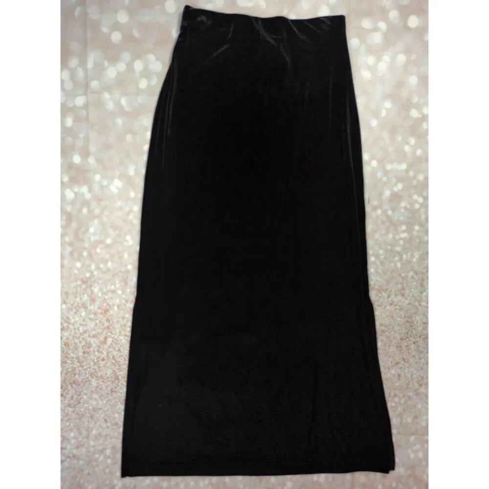 Vintage Denim & Co Women’s Size S 2 Pc Velvet Stretch Tank Top Long Skirt Set